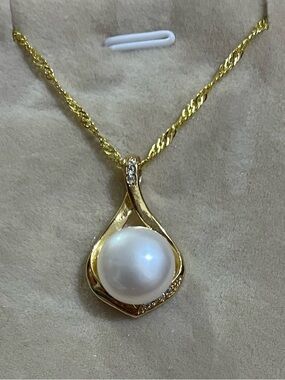 Natural White South Sea Cultured Pearl Necklace 22"